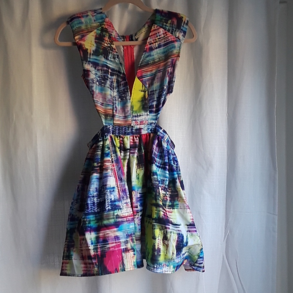 Artsy Print Cut Out Dress